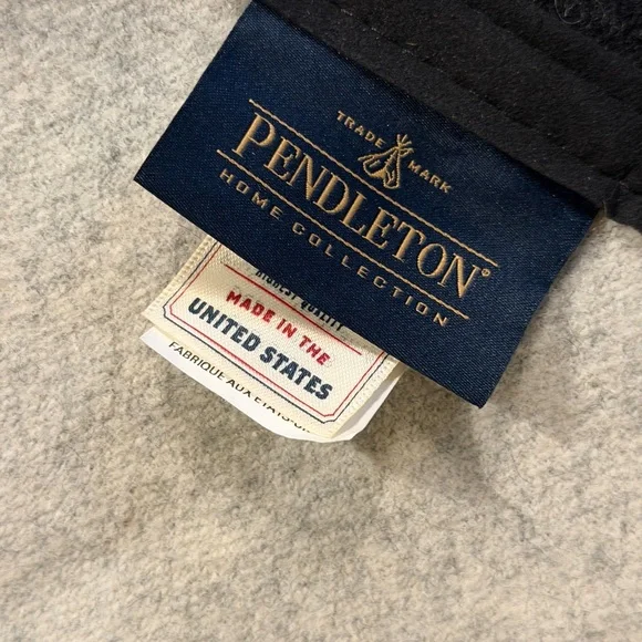 Pendleton Kiva Steps Blanket (Queen 90”x90”) - Picture 5 of 10